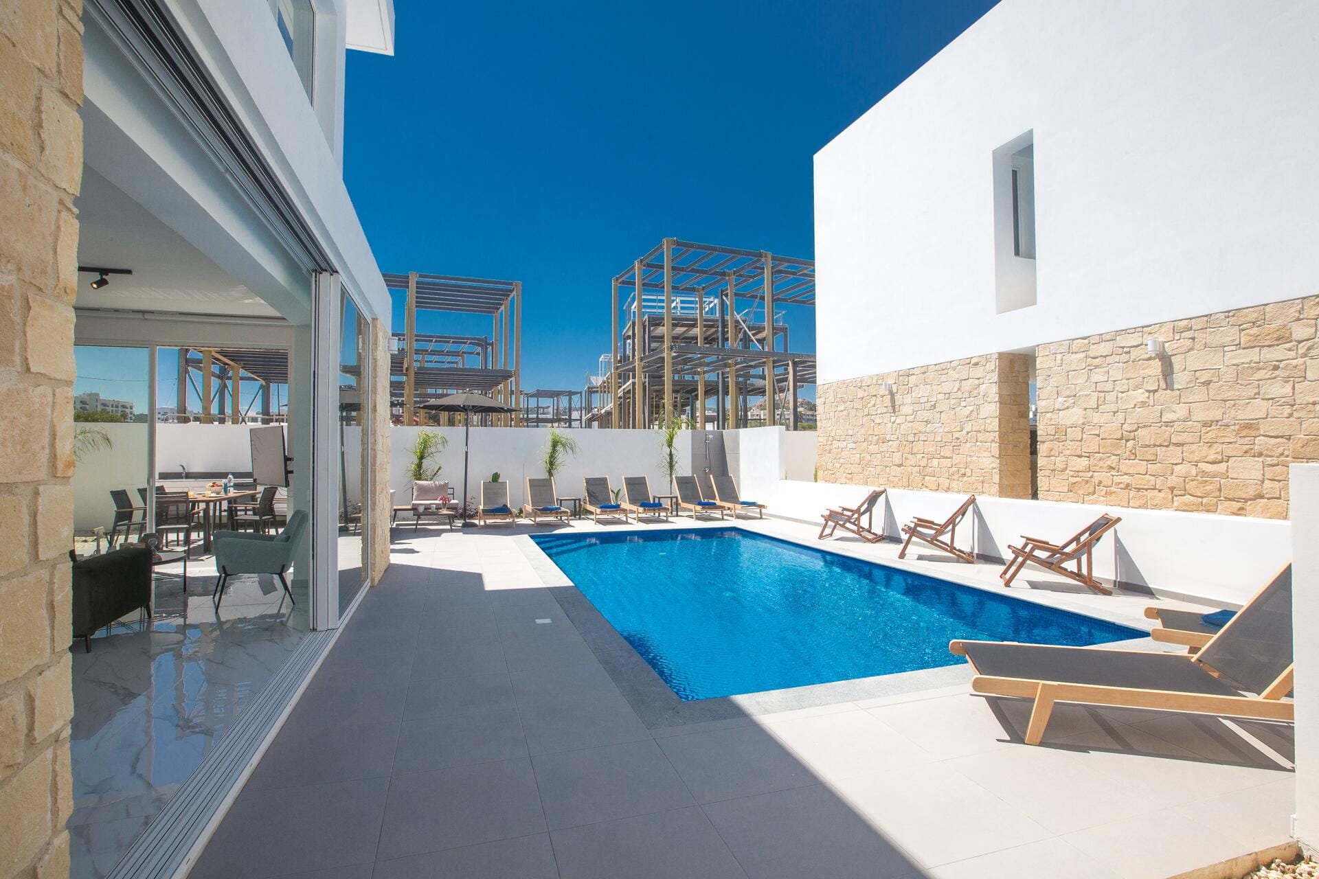 Villa Alfie - 4 bedroom villa in Pernera, Famagusta, Cyprus - photo 5