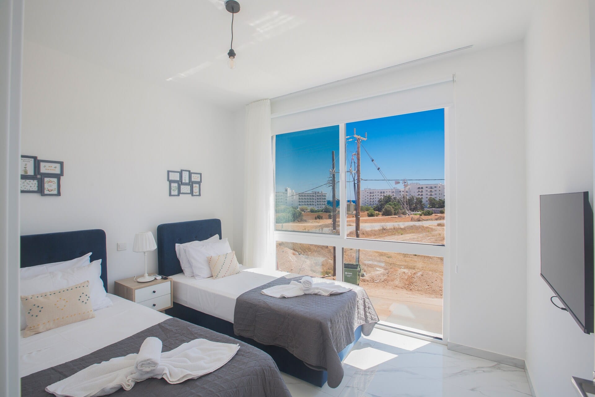 Villa Alfie - 4 bedroom villa in Pernera, Famagusta, Cyprus - photo 19