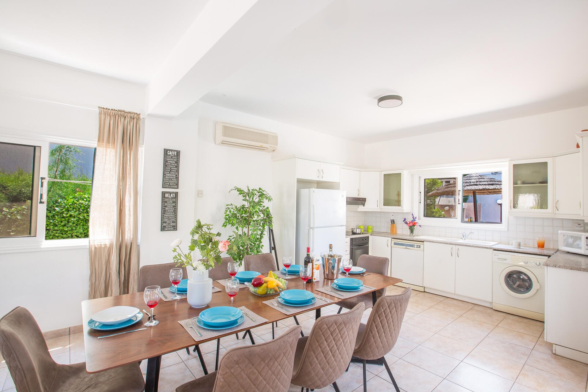 Villa Dora - 4 bedroom villa in Fig Tree Bay, Famagusta, Cyprus - photo 11