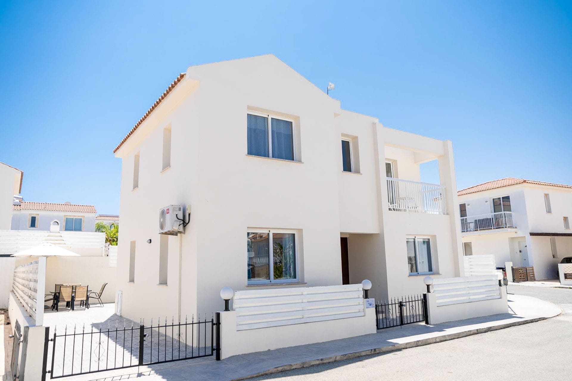 Villa Levi - 3 bedroom villa in Pernera, Famagusta, Cyprus - photo 2