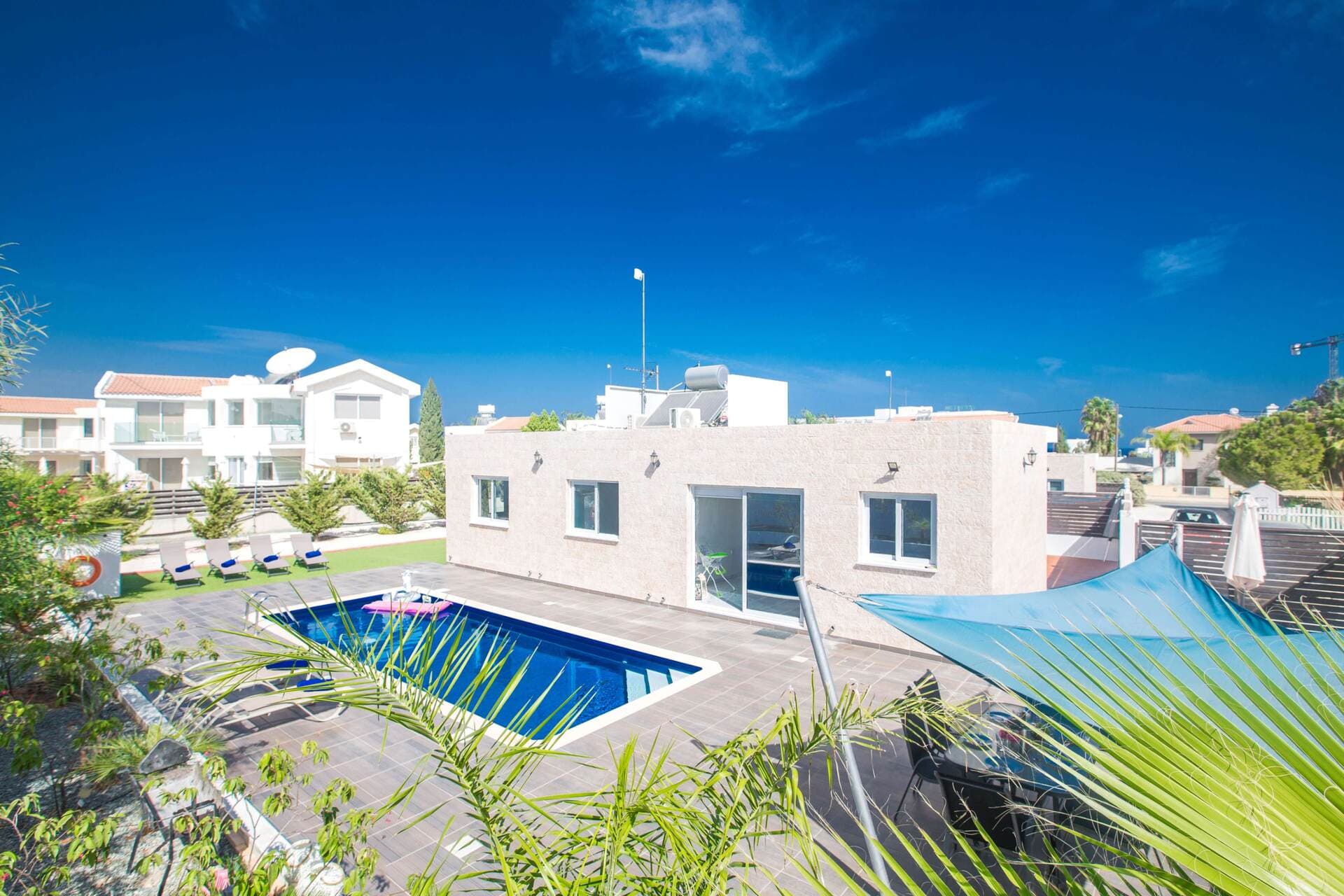 Villa Blanco - 3 bedroom villa in Fig Tree Bay, Famagusta, Cyprus - photo 2