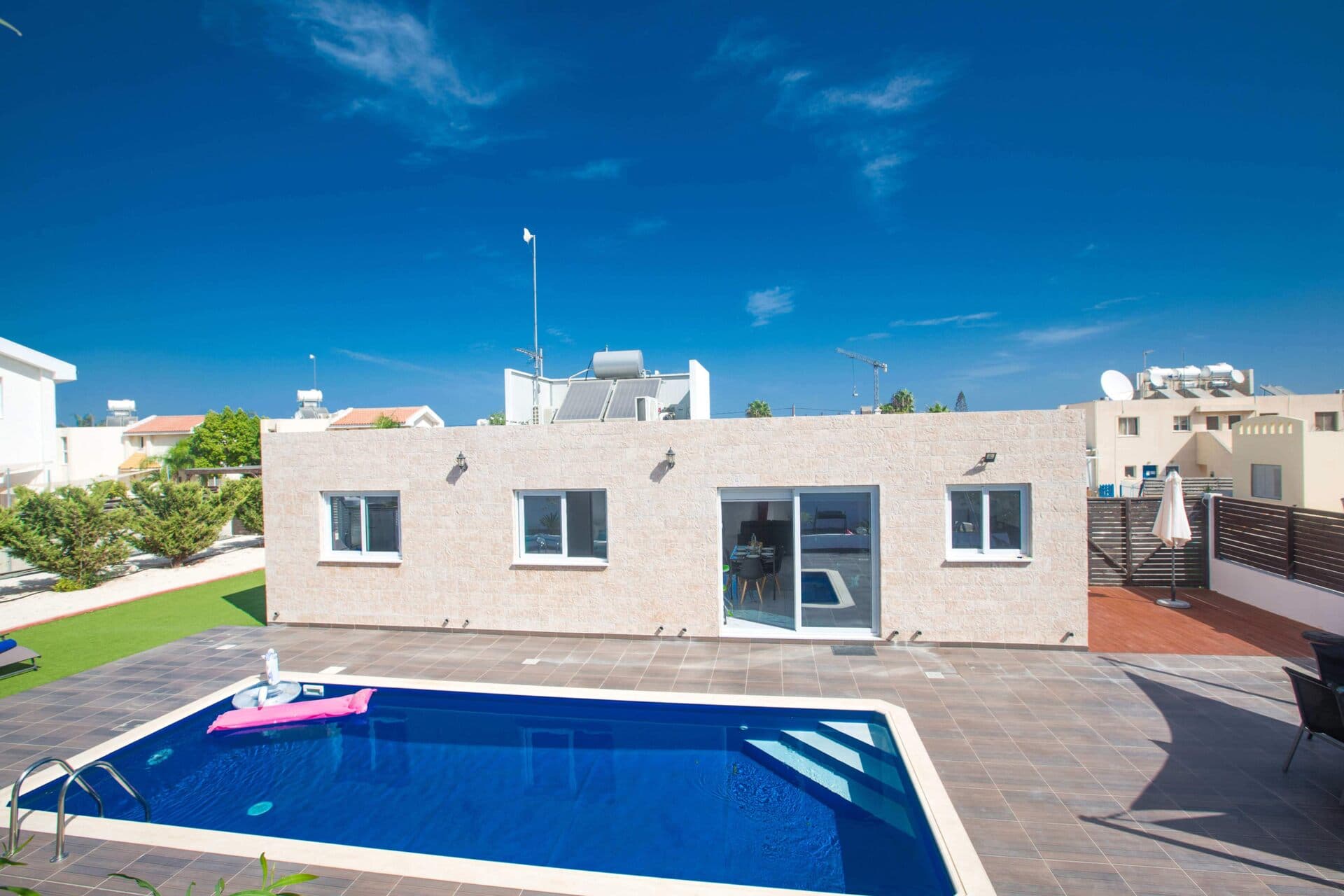 Villa Blanco - 3 bedroom villa in Fig Tree Bay, Famagusta, Cyprus - photo 5