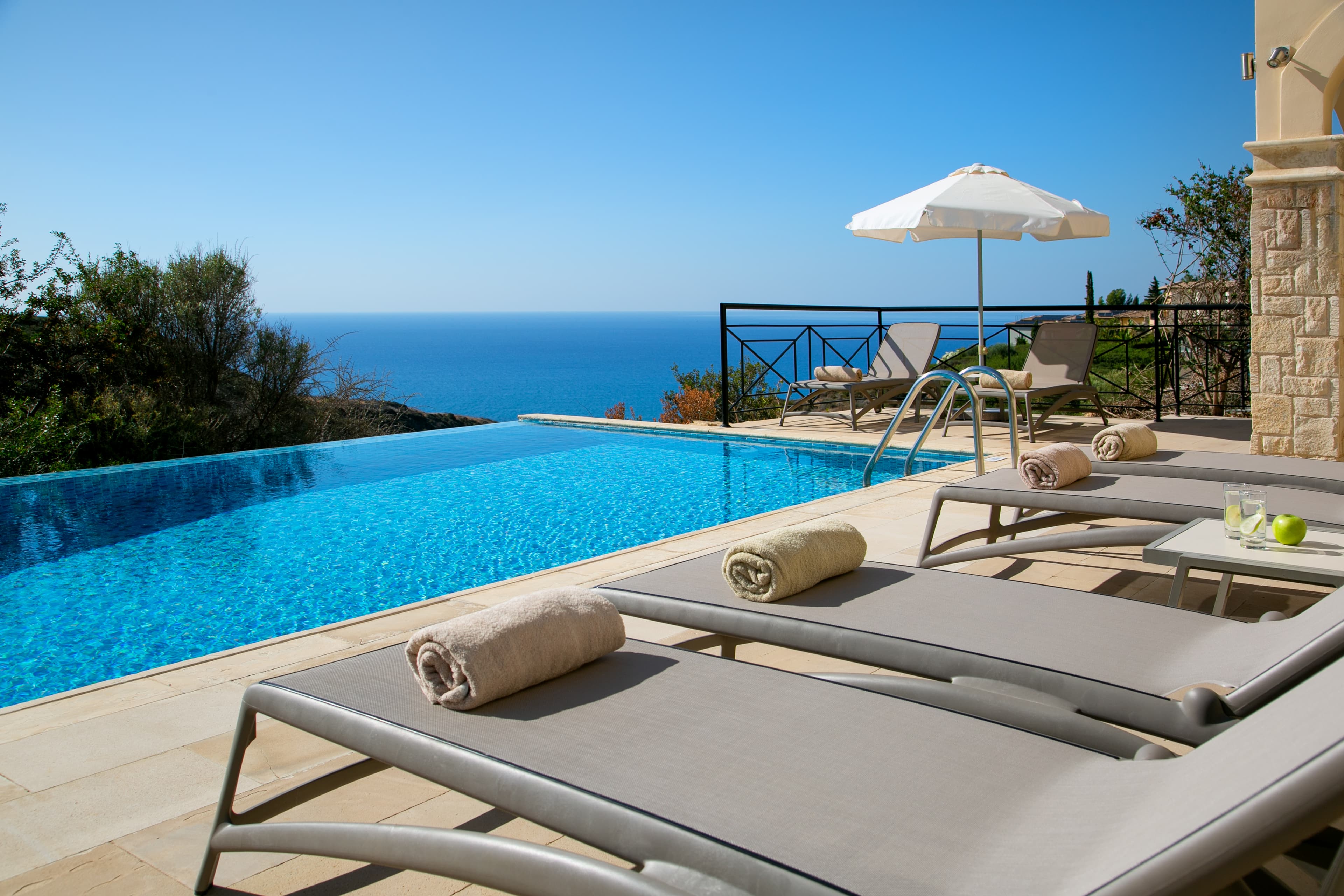 Villa Deco - 3 bedroom villa in Aphrodite Hills, Paphos, Cyprus - photo 4