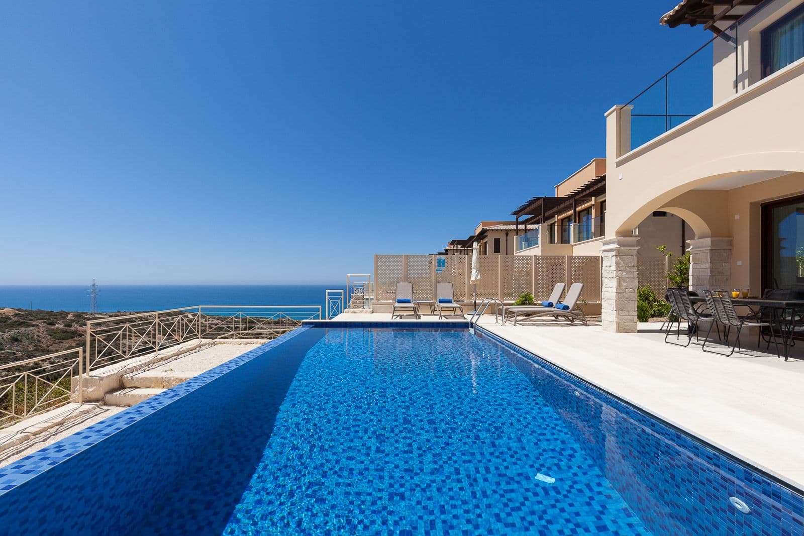 Villa Kismet - 3 bedroom villa in Aphrodite Hills, Paphos, Cyprus - photo 5