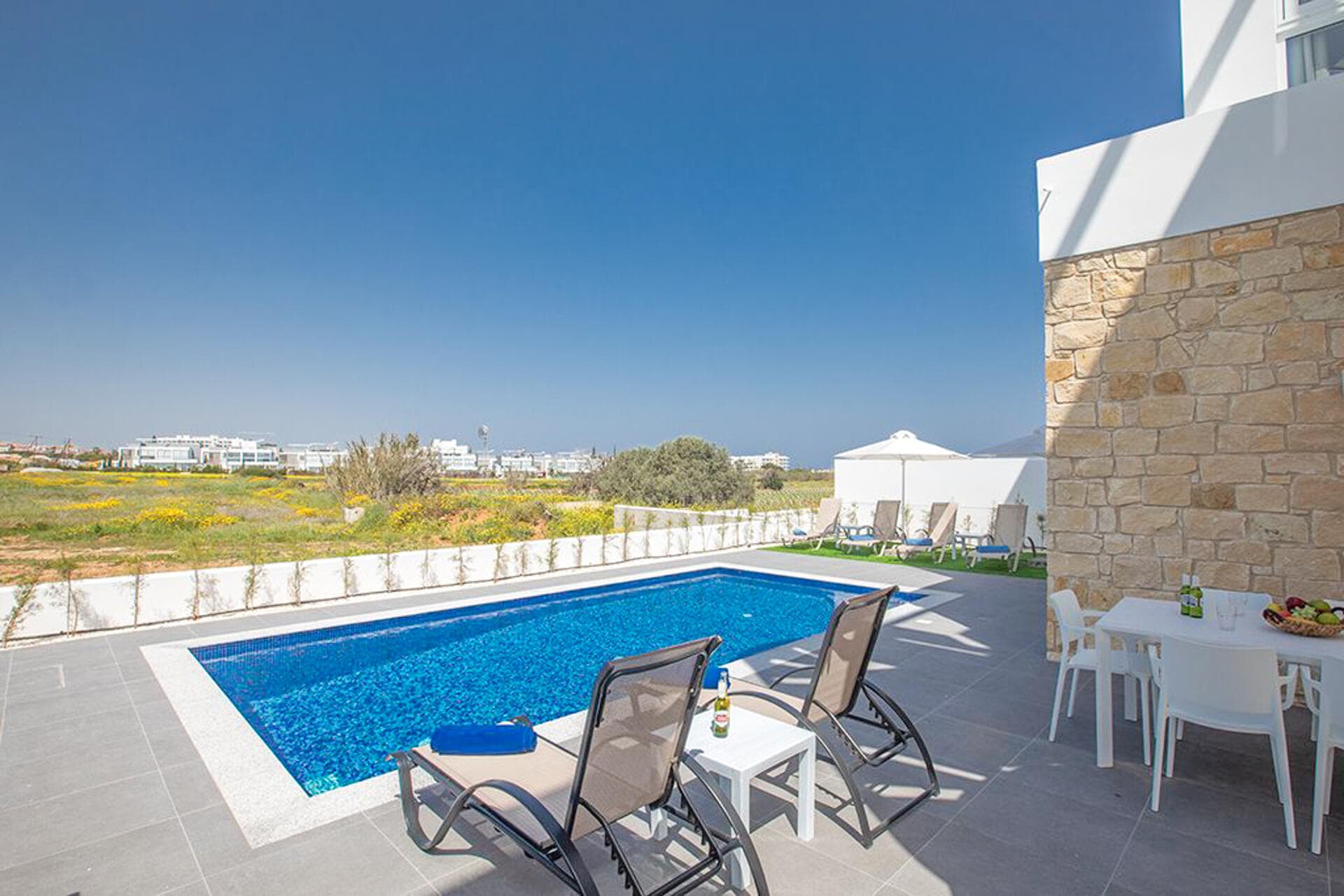 Villa Mirage - 3 bedroom villa in Pernera, Famagusta, Cyprus - photo 4