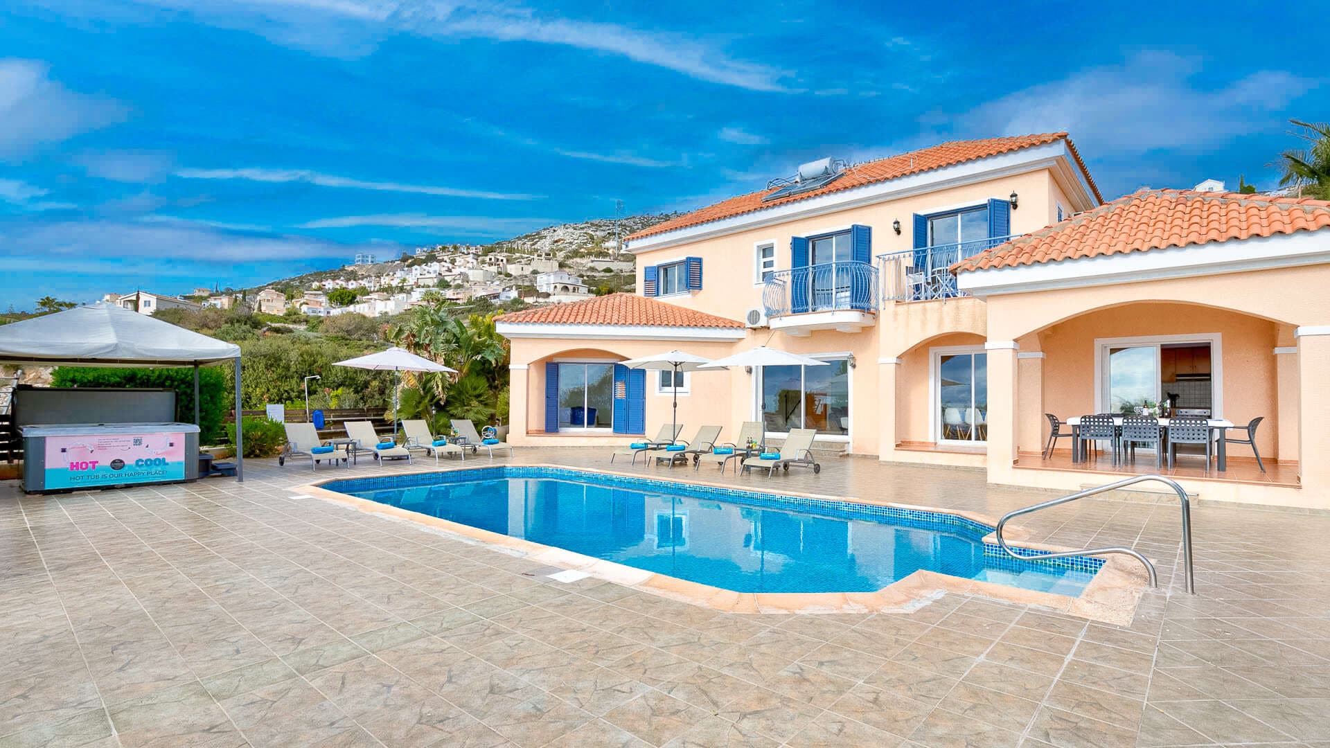 Villa Sanctuary - 4 bedroom villa in Coral Bay, Paphos, Cyprus - photo 3