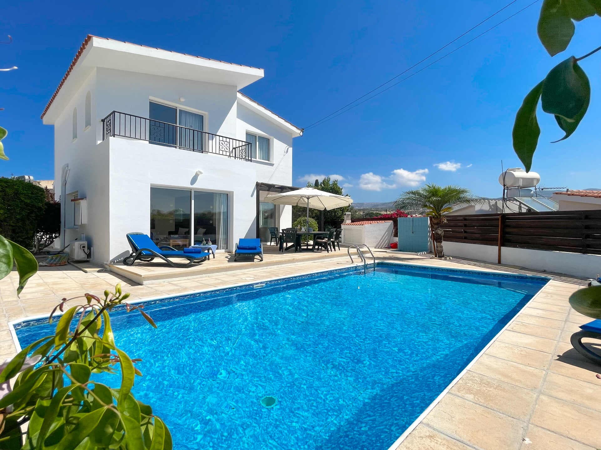 Villa Sunrays - 3 bedroom villa in Coral Bay, Paphos, Cyprus - photo 1
